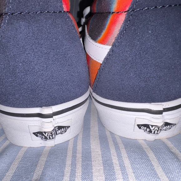 Vans unisex High-Top Sneakers - Dark Aura and multi color with white stripe. - Picture 3 of 6